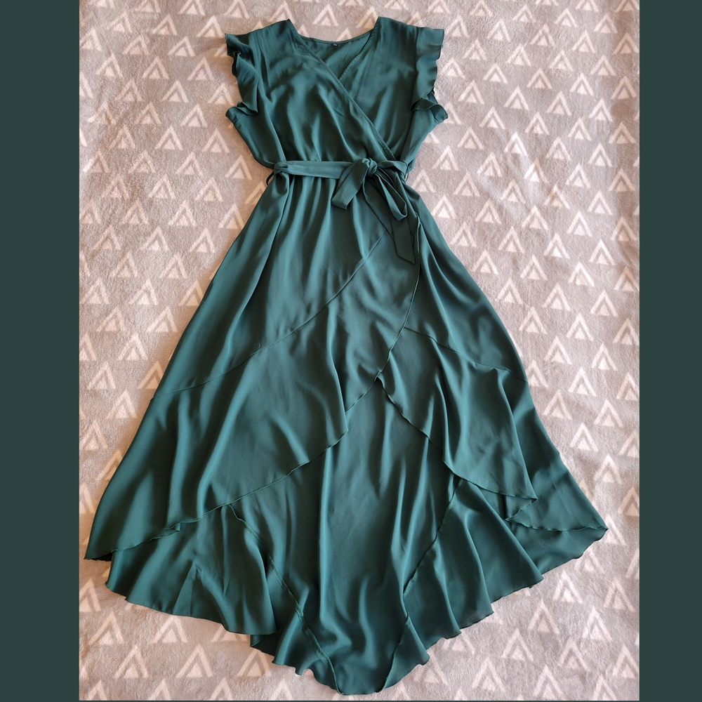 Elegant Green Wrap Dress